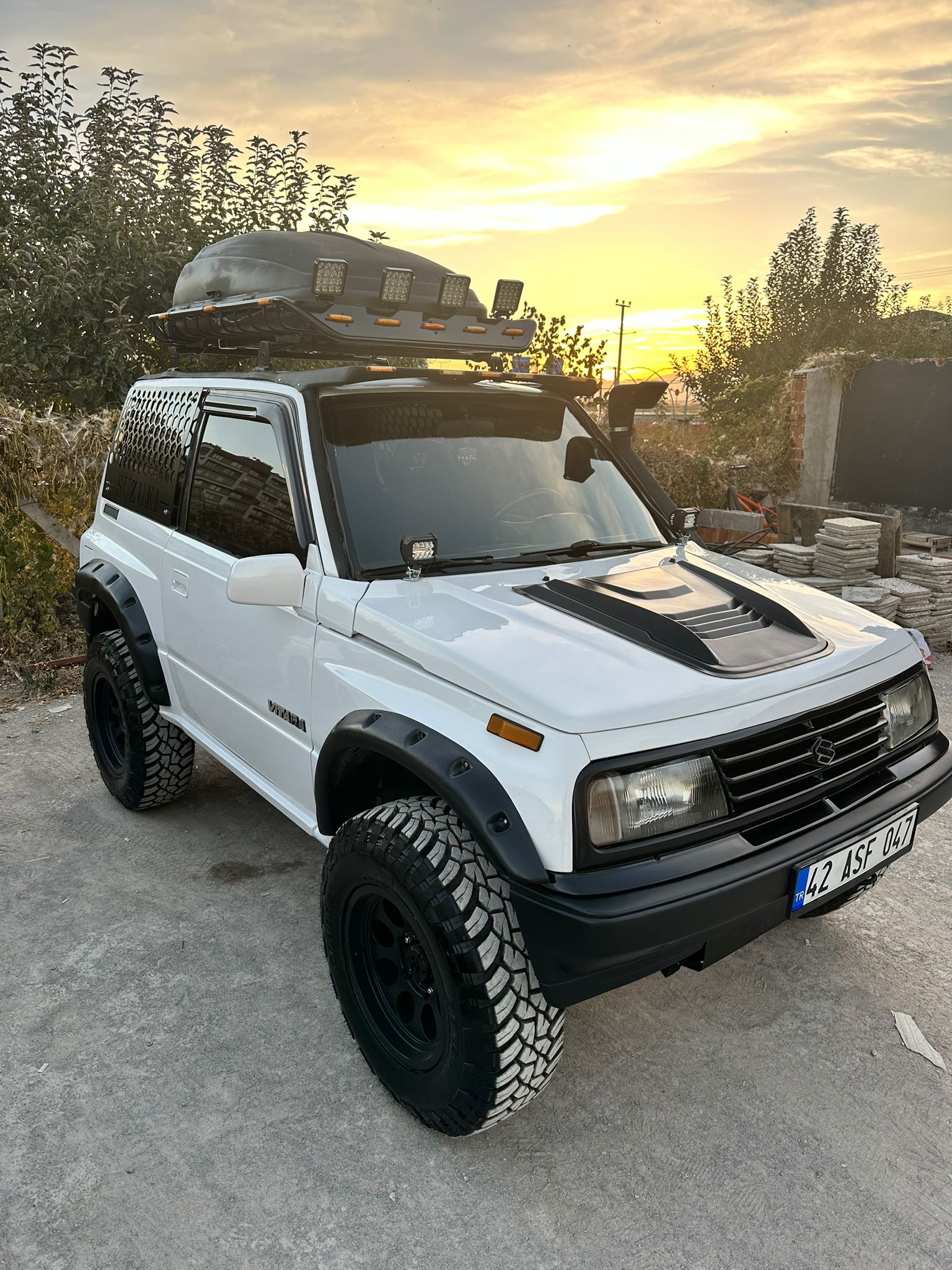 Suzuki Vitara jlx 3 kapı off-road Dodik seti – İrfan Aygün Off